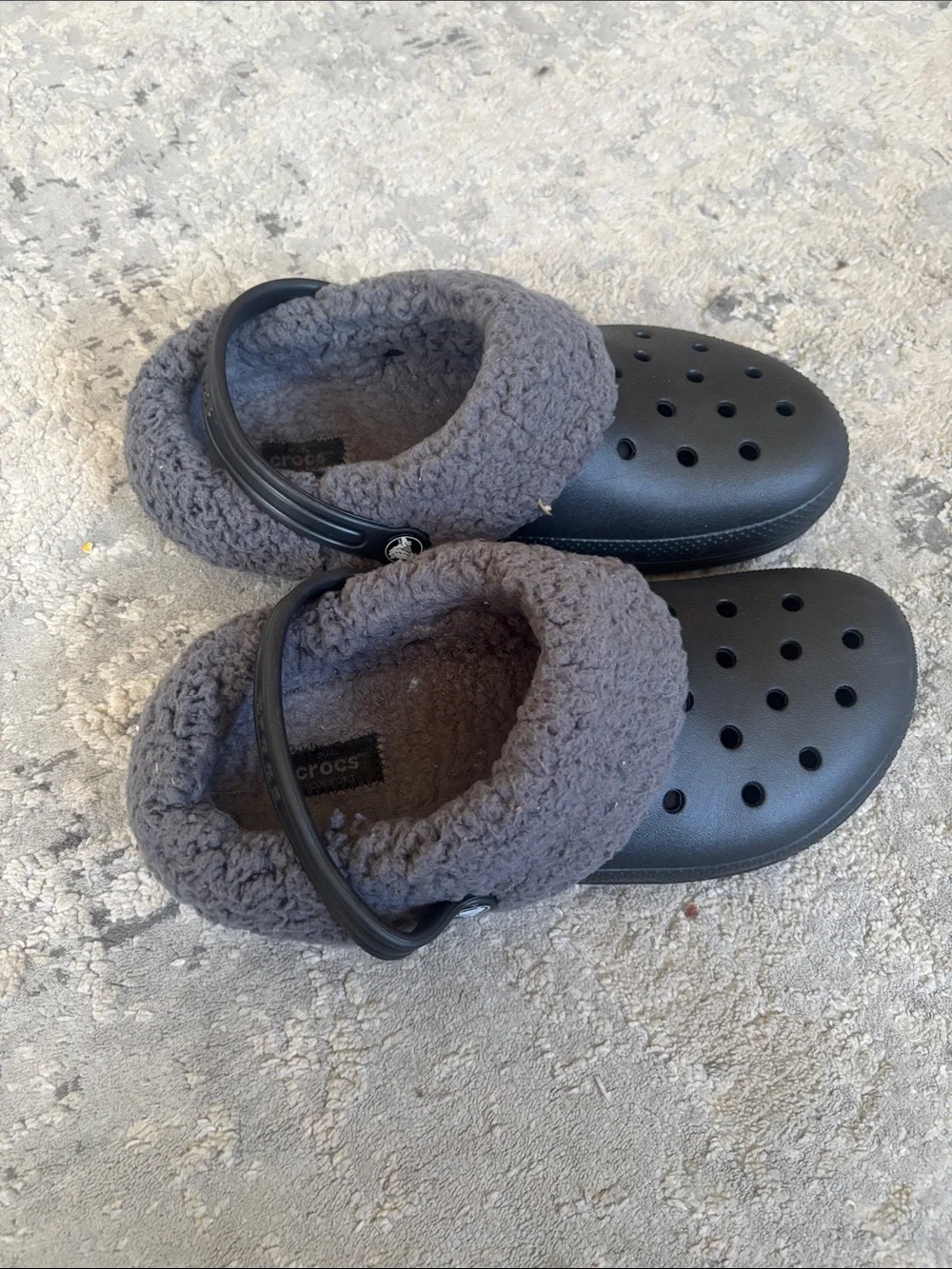 CROCS Kids Black Clog with Gray Fleece Lining